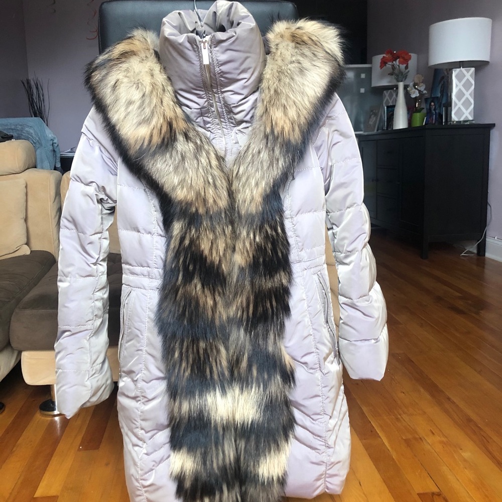 Down jacket with fur